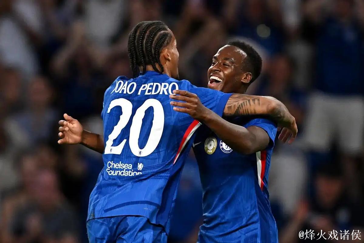 斯图里奇：吉拉西契合利物浦，吉滕斯蓝军潜力无限